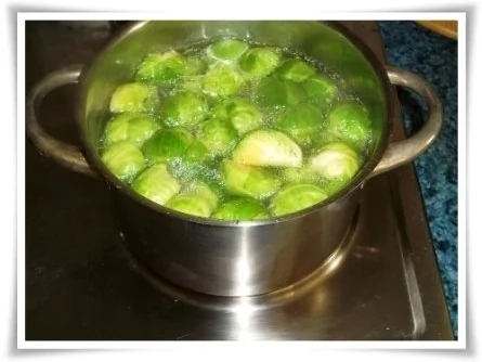 Rezept: Rosenkohl- Kichererbsensuppe Bild Nr. 5 Rosenkohl- Kichererbsensuppe - Rezept - Bild Nr. 5