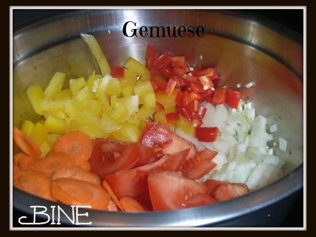 Rezept: BiNe` S SCHARFE TOFU - GEMUESEPFANNE Bild Nr. 5 BiNe` S SCHARFE TOFU - GEMUESEPFANNE - Rezept - Bild Nr. 5