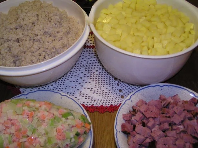 Rezept: Graupen-Suppe Mit Kochwurst Bild Nr. 2 Graupen-Suppe Mit Kochwurst - Rezept - Bild Nr. 2