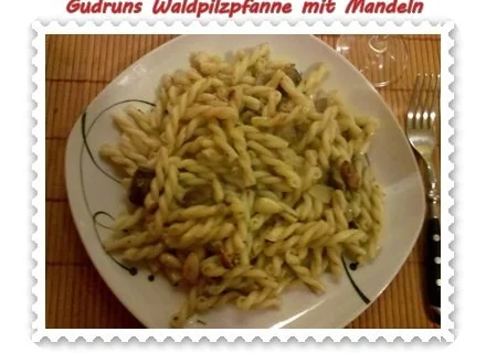 Pilze: Waldpilzpfanne mit Mandeln - Rezept - Bild Nr. 13