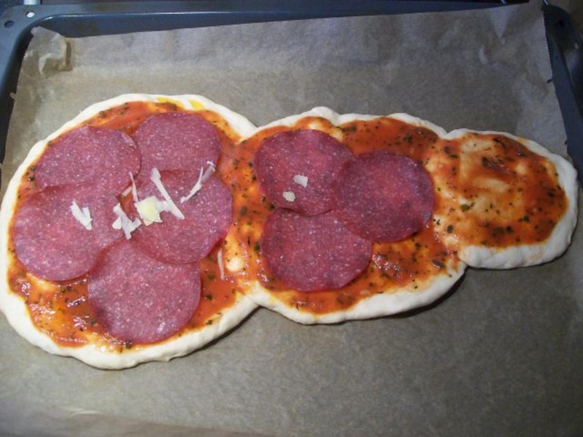 Schneemann Pizza - Rezept - Bild Nr. 2