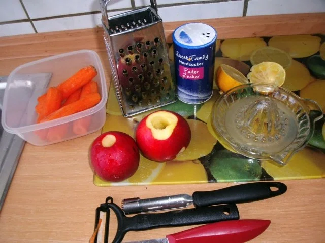 Rezept: Zwiebelfleisch.....mit Zwiebel-Kartoffelpü und Apfelmöhrensalat Bild Nr. 7 Zwiebelfleisch.....mit Zwiebel-Kartoffelpü und Apfelmöhrensalat - Rezept - Bild Nr. 7