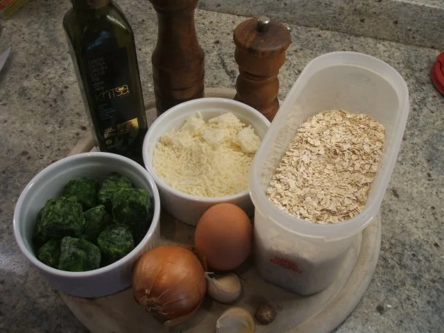 Vollkost: Haferflocken-Bratlinge mit Blattspinat - Rezept - Bild Nr. 2