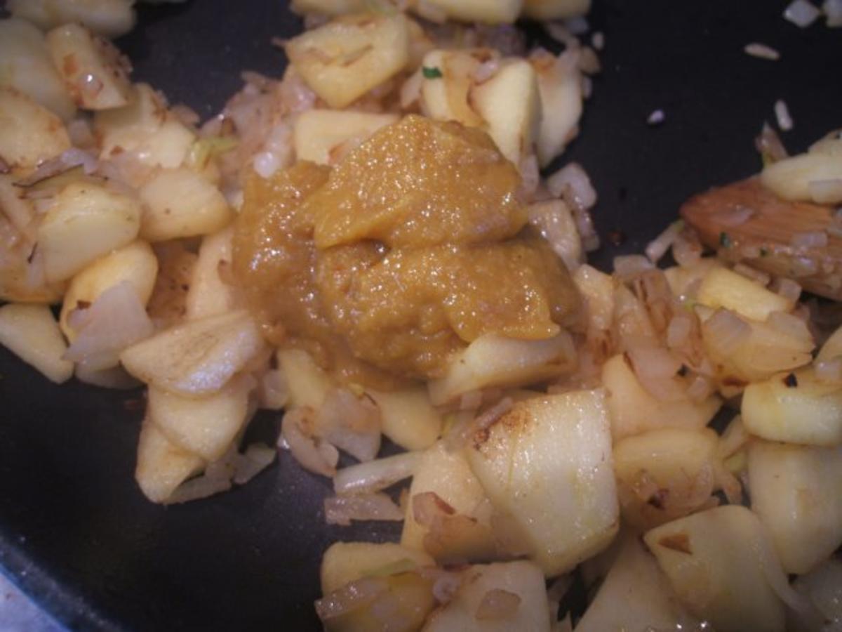 Soßen: Zwiebel Apfel Soße mit Feigensenf - schnell &amp; einfach - von ...