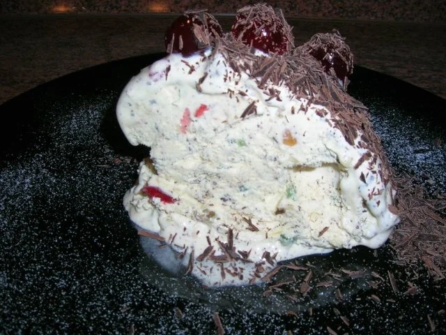 Rezept: Eisbombe Cassata (eine sizilianische Spezialität) Bild Nr. 2 Eisbombe Cassata (eine sizilianische Spezialität) - Rezept - Bild Nr. 2