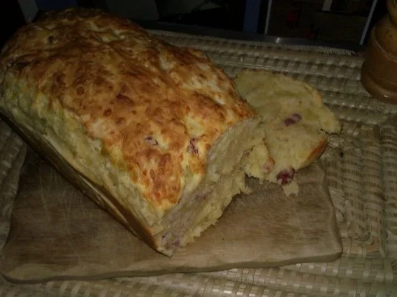 Rezept: Käse-Schinken Brot Bild Nr. 2 Käse-Schinken Brot - Rezept - Bild Nr. 2