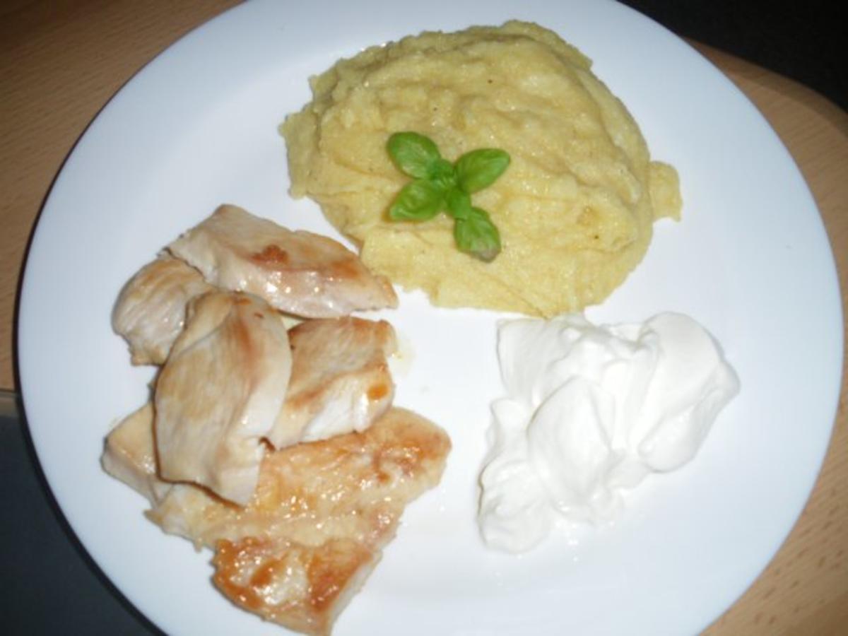 Hühnchen mit Polenta und Schmand - Rezept Durch yvonnsche_2007