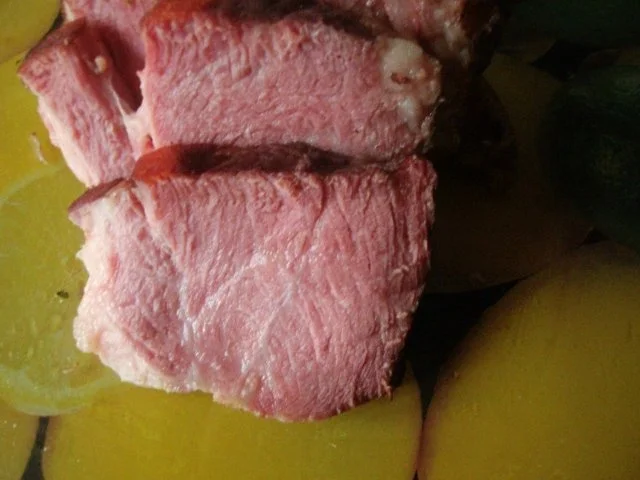 Rezept: Kasselerbraten in Rotweinsoße Bild Nr. 2 Kasselerbraten in Rotweinsoße - Rezept - Bild Nr. 2