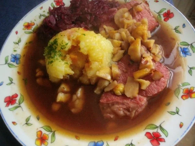 Rezept: Kasselerbraten in Rotweinsoße Bild Nr. 13 Kasselerbraten in Rotweinsoße - Rezept - Bild Nr. 13