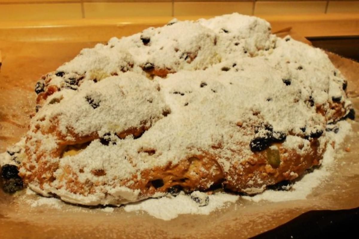 Christstollen Klassische Art - Rezepte Suchen