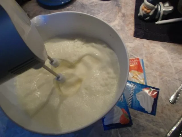 Schwarzwälder Kirschtorte - ohne Alc - - Rezept - Bild Nr. 13