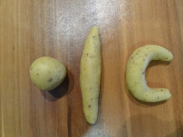 Rezept: Vanillekipferl Bild Nr. 2 Vanillekipferl - Rezept - Bild Nr. 2