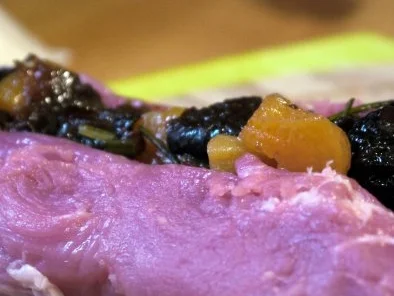 Schweinefilet mit beschwipstem Trockenobst, Spätzle und Rosenkohl - Rezept - Bild Nr. 5