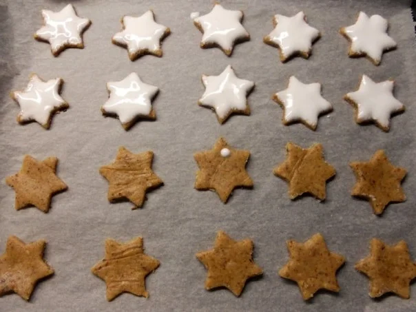 Rezept: Zimtsterne Bild Nr. 3 Zimtsterne - Rezept - Bild Nr. 3