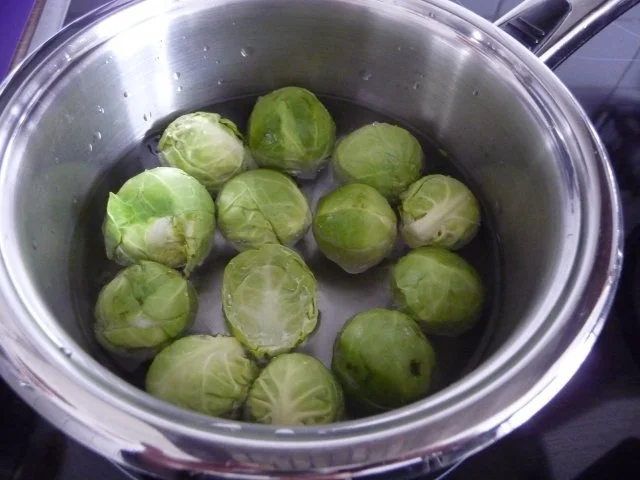 3. Adventsessen / Adventsmenü Orangenhähnchen in Rosinensoße mit Rosenkohl und Kartoffeln - Rezept - Bild Nr. 12