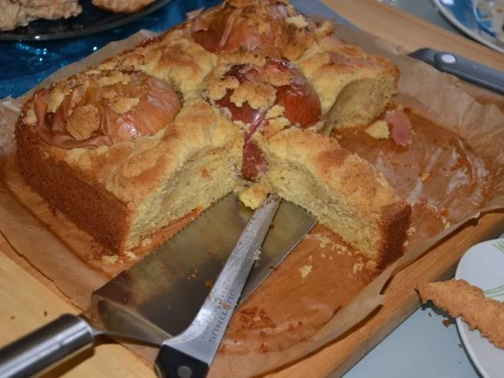 Backapfel-Marzipankuchen mit Vanillesauce - Rezept - Bild Nr. 2