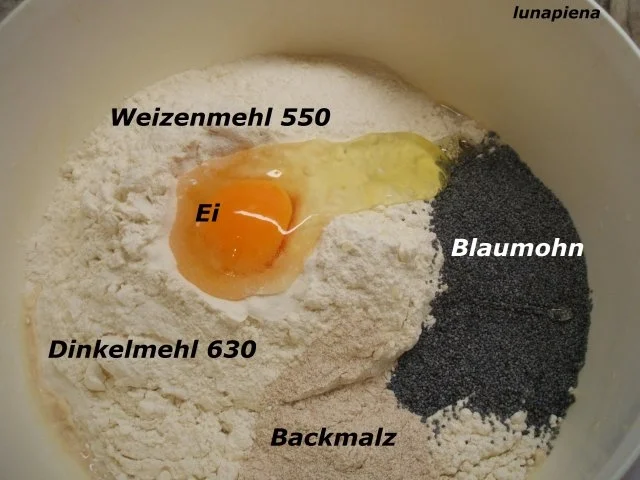 Brot/Brötchen: Mohnstuten - Rezept - Bild Nr. 4