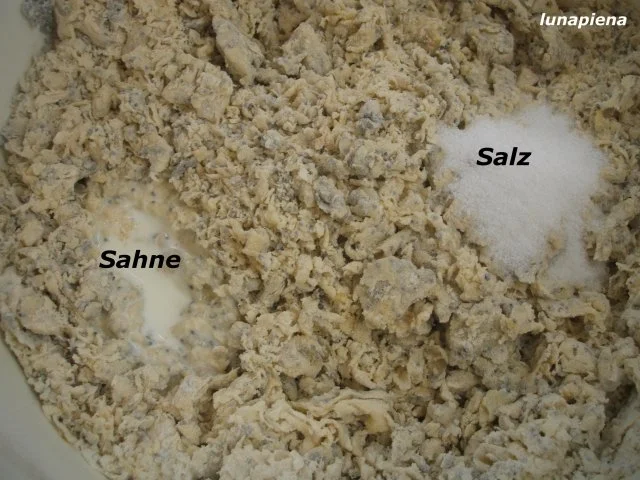 Brot/Brötchen: Mohnstuten - Rezept - Bild Nr. 5