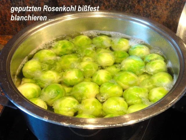 Rezept: Gemüse: ROSENKOHL in Schinkenwürfel Bild Nr. 2 Gemüse: ROSENKOHL in Schinkenwürfel - Rezept - Bild Nr. 2