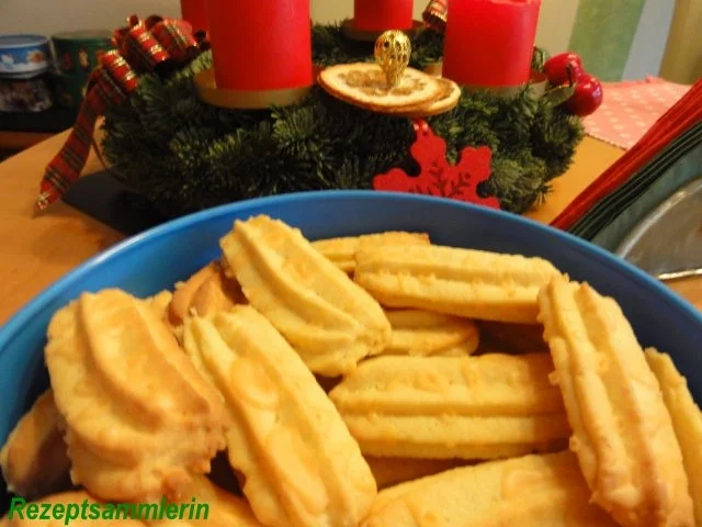 Kekse:   MANDARINEN - STANGEN - Rezept