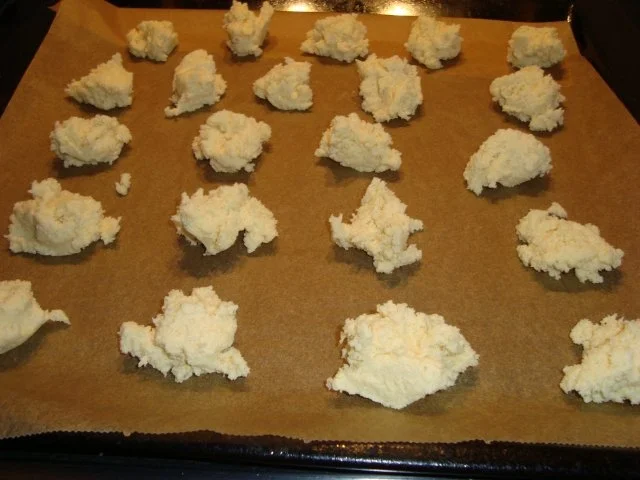 Rezept: Kokosmakronenplätzchen Bild Nr. 4 Kokosmakronenplätzchen - Rezept - Bild Nr. 4