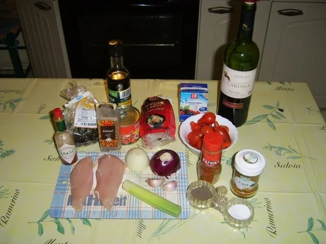 Rezept: Pflaumen-Hühnchen mit Glasnudeln als Auflauf Bild Nr. 2 Pflaumen-Hühnchen mit Glasnudeln als Auflauf - Rezept - Bild Nr. 2