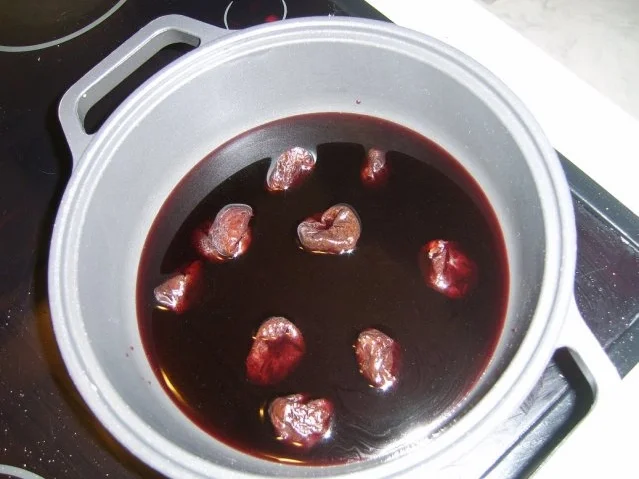 Rezept: Pflaumen-Hühnchen mit Glasnudeln als Auflauf Bild Nr. 3 Pflaumen-Hühnchen mit Glasnudeln als Auflauf - Rezept - Bild Nr. 3