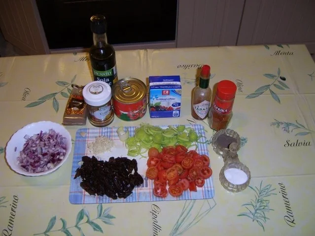 Rezept: Pflaumen-Hühnchen mit Glasnudeln als Auflauf Bild Nr. 5 Pflaumen-Hühnchen mit Glasnudeln als Auflauf - Rezept - Bild Nr. 5