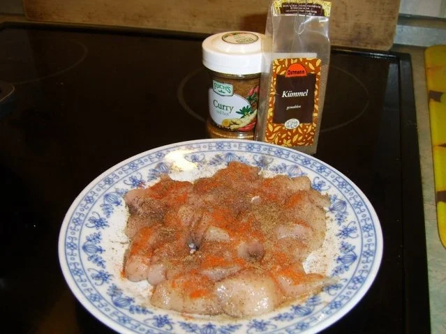 Rezept: Pflaumen-Hühnchen mit Glasnudeln als Auflauf Bild Nr. 6 Pflaumen-Hühnchen mit Glasnudeln als Auflauf - Rezept - Bild Nr. 6