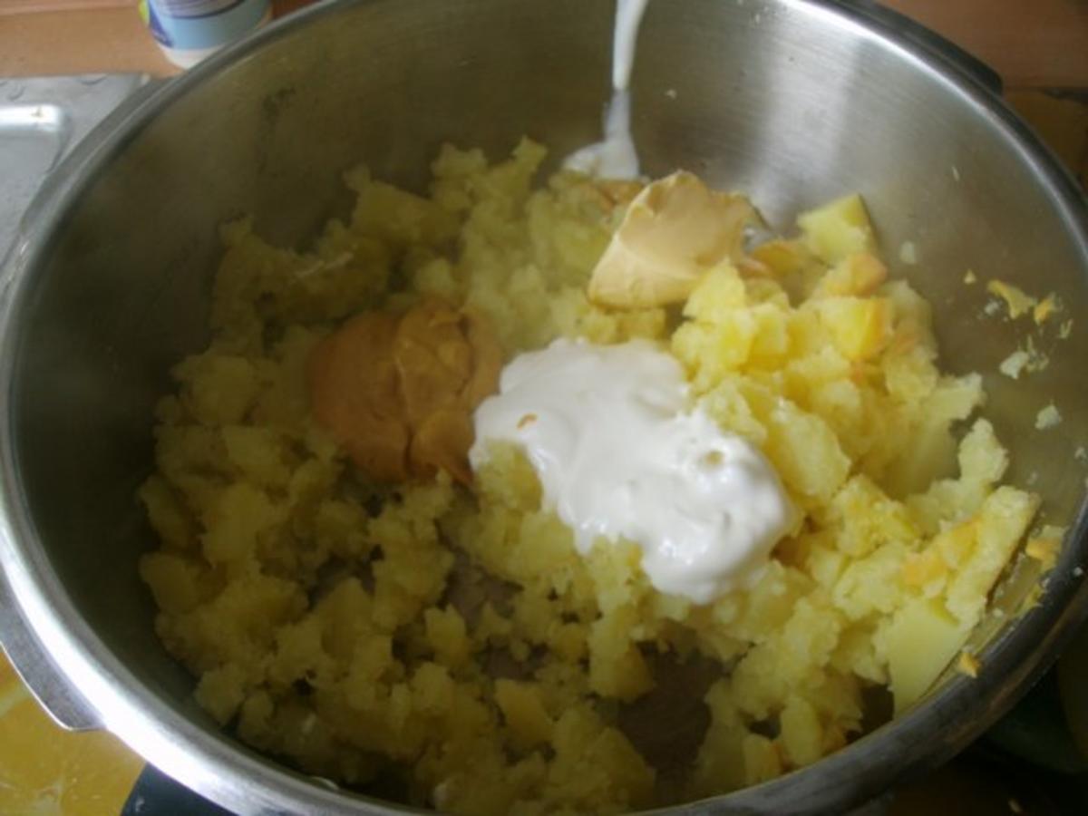 Kartoffelbrei mit Leber und Zwiebelringen - Rezept - Bild Nr. 10