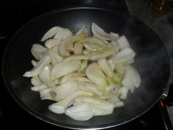 Rezept: schwarzwurzel-fenchel-eintopf mit hähnchenfilet Bild Nr. 3 schwarzwurzel-fenchel-eintopf mit hähnchenfilet - Rezept - Bild Nr. 3