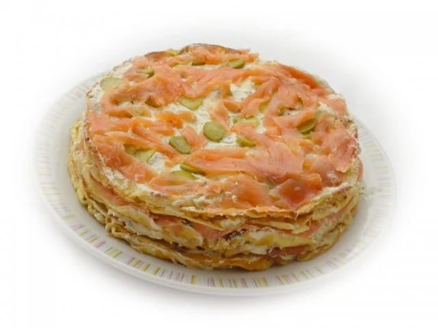 Rezept: Pikante Crepes - Torte mit Räucherlachs Bild Nr. 11 Pikante Crepes - Torte mit Räucherlachs - Rezept - Bild Nr. 11