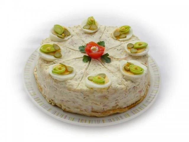 Rezept: Pikante Crepes - Torte mit Räucherlachs Bild Nr. 13 Pikante Crepes - Torte mit Räucherlachs - Rezept - Bild Nr. 13