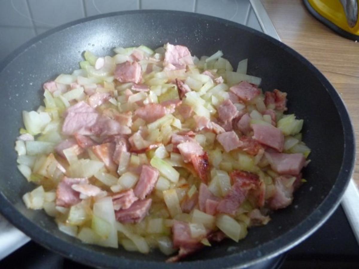 Gerichte aus der Kindheit : Tote Oma ;-) Blutwurst mit Sauerkraut und Kartoffeln - Rezept - Bild Nr. 4