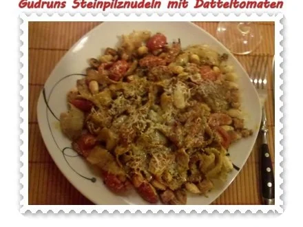 Rezept: Nudeln: Steinpilznudeln mit Datteltomaten, Speck und Parmesan Bild Nr. 11 Nudeln: Steinpilznudeln mit Datteltomaten, Speck und Parmesan - Rezept - Bild Nr. 11
