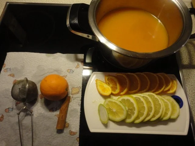 Rezept: Punsch Sirup - fruchtig und ohne Alkohohl Bild Nr. 2 Punsch Sirup - fruchtig und ohne Alkohohl - Rezept - Bild Nr. 2