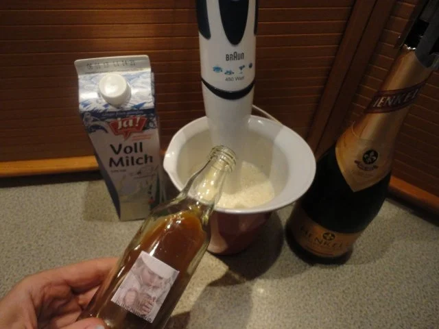 Rezept: ABNEHMEN ? Vorschlag Nr. 9 - "beschwipster" Bananendrink Bild Nr. 2 ABNEHMEN ? Vorschlag Nr. 9 - "beschwipster" Bananendrink - Rezept - Bild Nr. 2