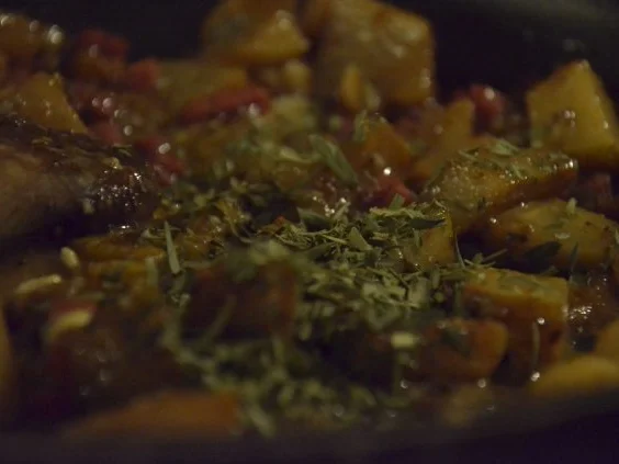 Rezept: Roqueforttarte mit karamellisierter Speck-Birne Bild Nr. 4 Roqueforttarte mit karamellisierter Speck-Birne - Rezept - Bild Nr. 4