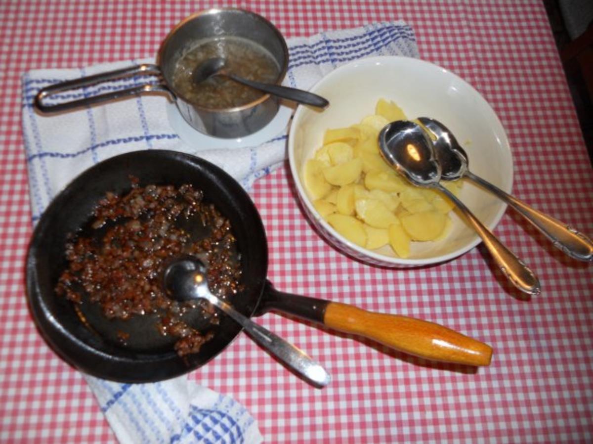 Feiner Kartoffelsalat à la  "Oòrndrasch", mit selbstgemachter Majo. (Rzpt. um 1976) - Rezept - Bild Nr. 3