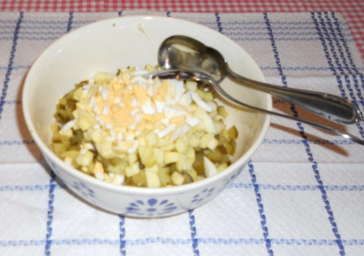 Feiner Kartoffelsalat à la  "Oòrndrasch", mit selbstgemachter Majo. (Rzpt. um 1976) - Rezept - Bild Nr. 4
