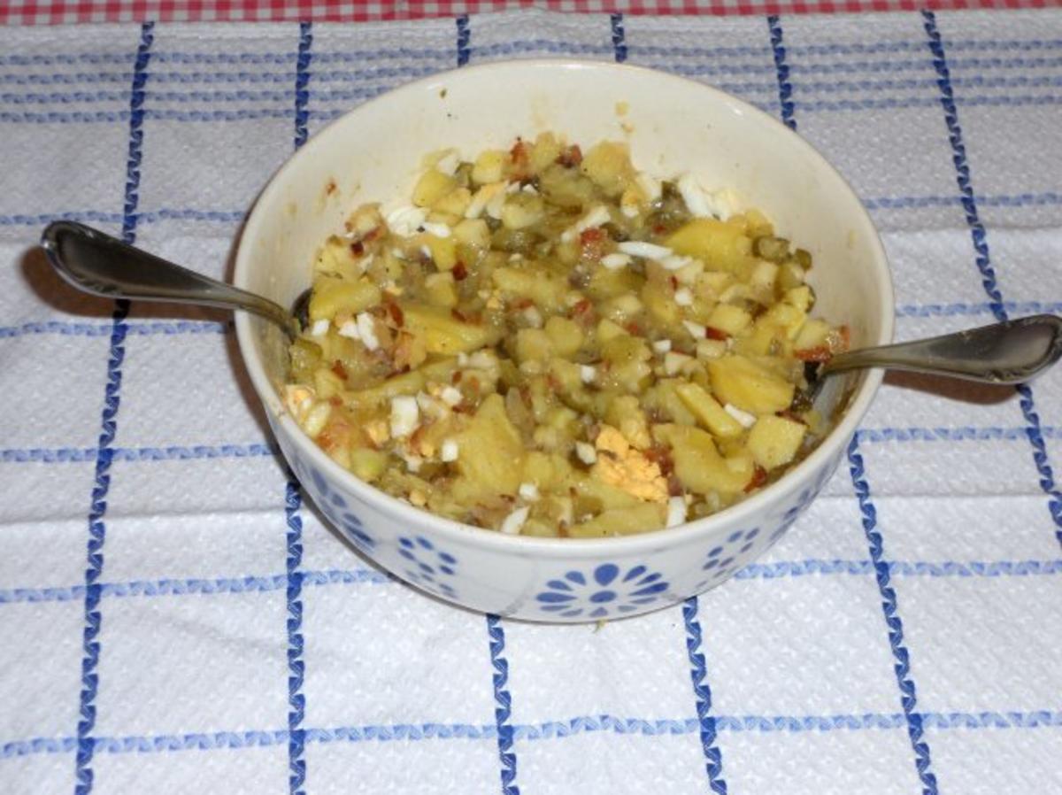 Feiner Kartoffelsalat à la  "Oòrndrasch", mit selbstgemachter Majo. (Rzpt. um 1976) - Rezept - Bild Nr. 7
