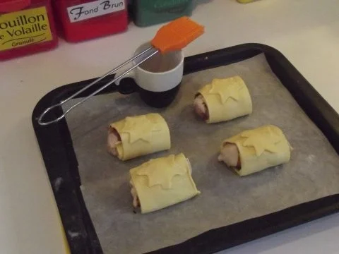 Geflügelbrüstli im "Schlafrock" mit Rotkraut und Rosenkohl - Rezept - Bild Nr. 3