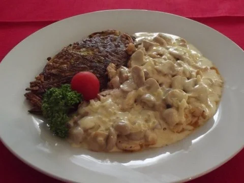 Geflügelgeschnetzeltes nach "Zürcher-Art" - Rezept