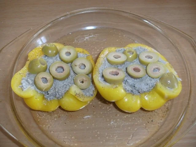 Hauptgericht: Paprika mit Leberwurst gefüllt und überbacken - Rezept - Bild Nr. 5