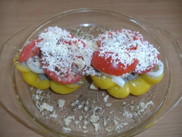 Hauptgericht: Paprika mit Leberwurst gefüllt und überbacken - Rezept - Bild Nr. 8
