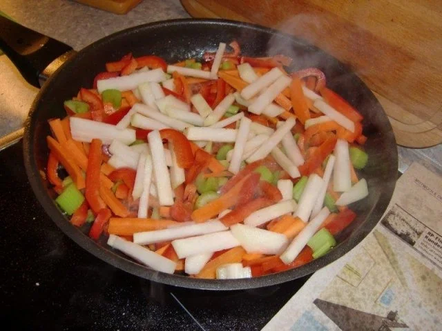 Rezept: Fleischlose Gemüse Pfanne Bild Nr. 9 Fleischlose Gemüse Pfanne - Rezept - Bild Nr. 9