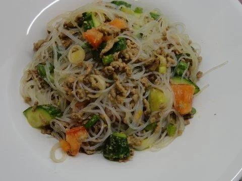 Lauwarmer Glasnudelsalat - Rezept