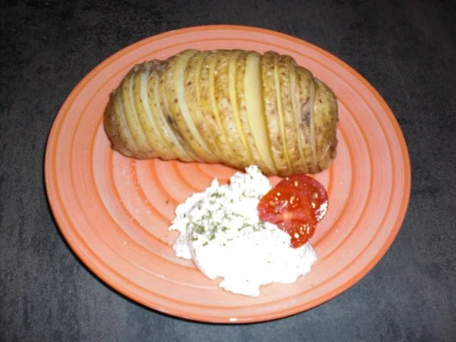 Rezept: Hasselback Kartoffeln Hasselback Kartoffeln - Rezept