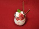 Geeister Himbeerquark mit Buttermilch - Rezept