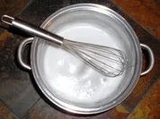 Anleitung zum KLÄREN von Hühnerbrühe  - für "Ostpr. Festtagssuppe" (Rzpt. um 1910) - Rezept